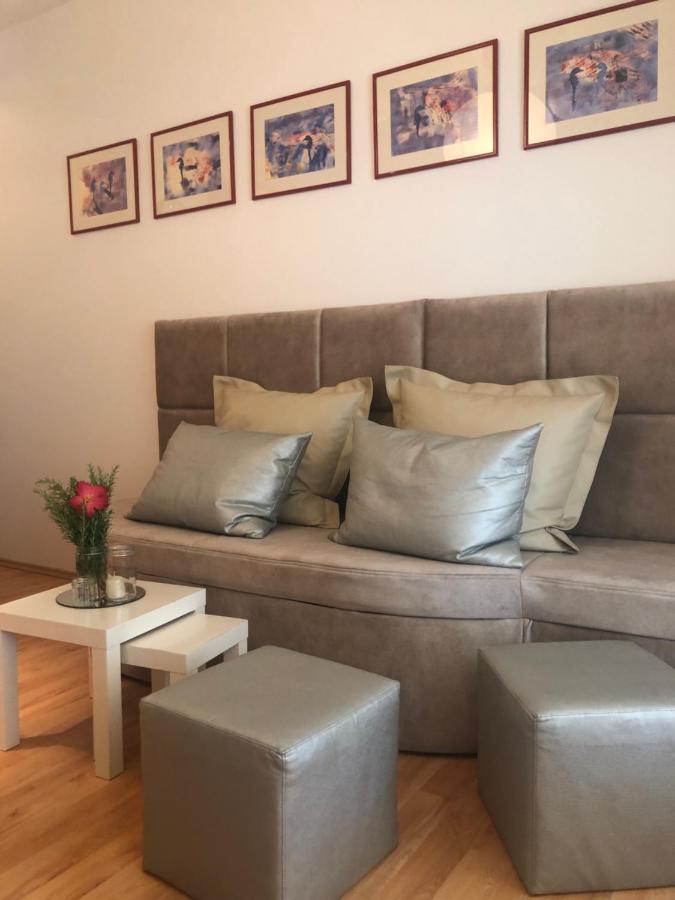 Apartment Natasa Palit Exterior photo