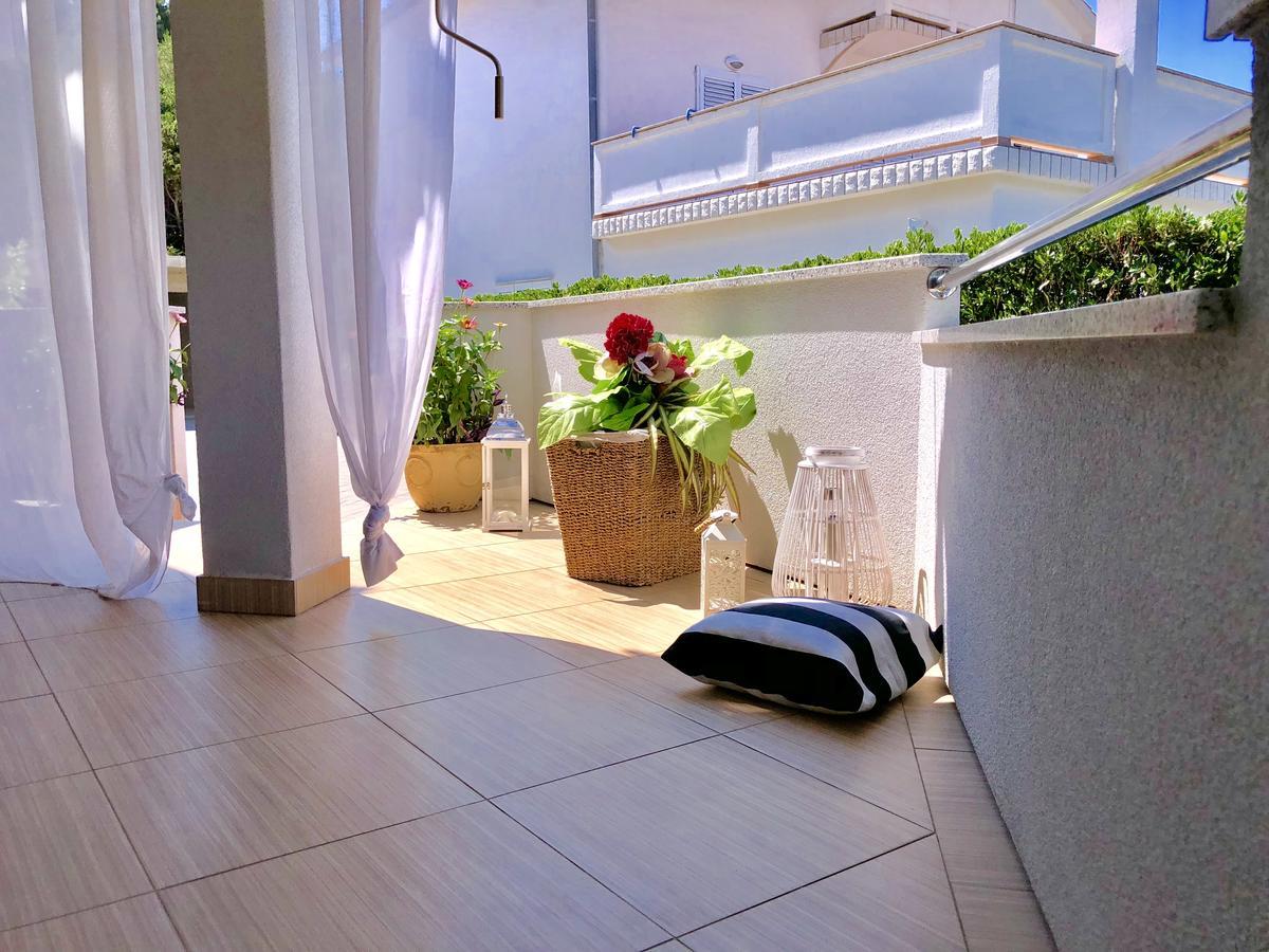 Apartment Natasa Palit Exterior photo